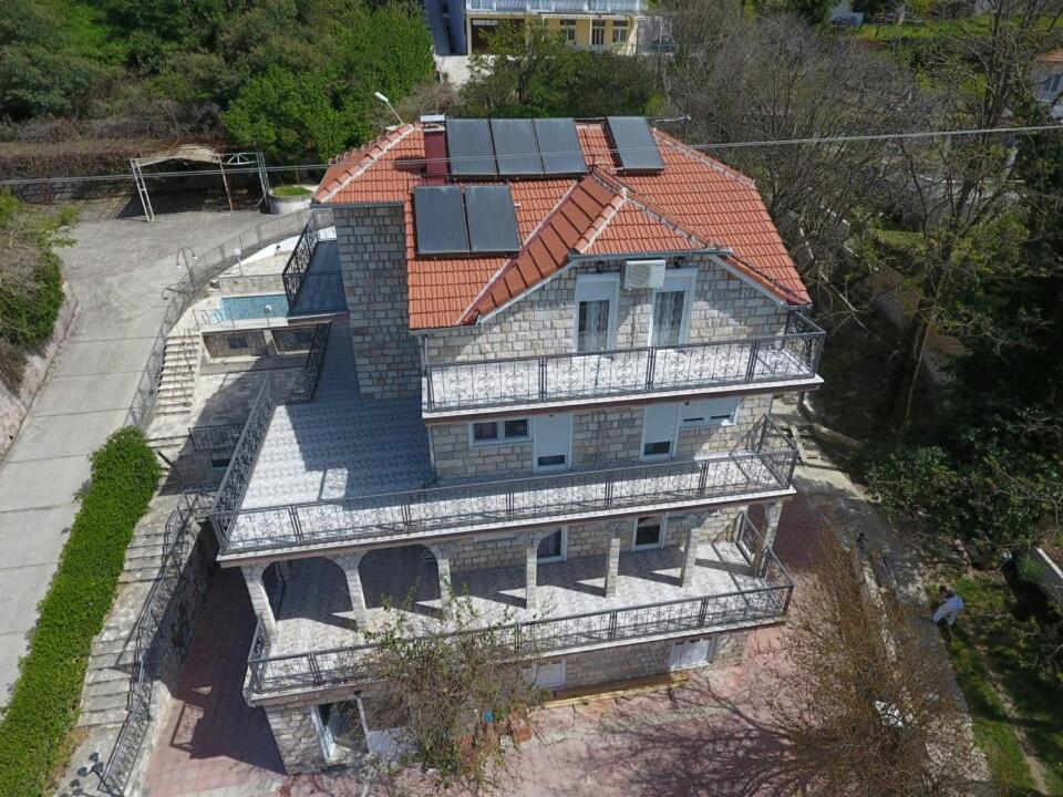 Vila Corovic Кумбор Екстериор снимка