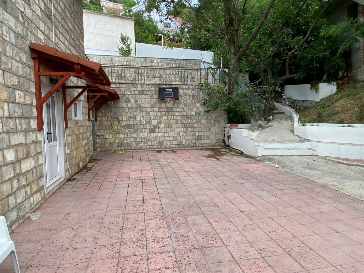 Vila Corovic Кумбор Екстериор снимка
